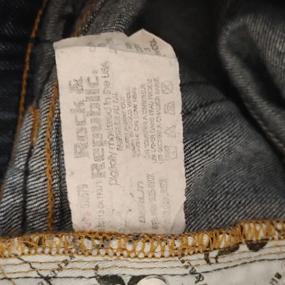 Rock & Republic low rise, straight leg dark wash, size 29 jeans. Y2k - Picture 4 of 5